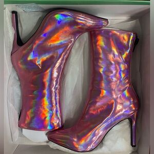 Current Mood Pink Hologram Boots Heels NWT Size 7